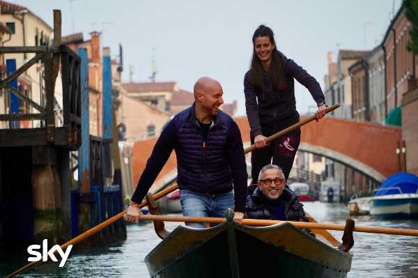 Torna BRUNO BARBIERI 4 HOTEL - Arriva una quinta categoria - Prima tappa: VENEZIA Torna BRUNO BARBIERI 4 HOTEL - Arriva una quinta categoria - Prima tappa: VENEZIA