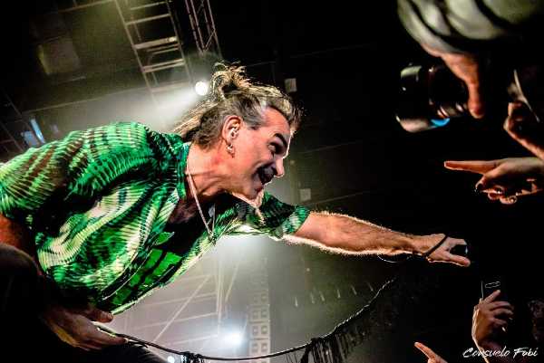 PIERO PELÙ: da luglio in tour con "GIGANTE LIVE", una serie di concerti esplosivi in giro per l'Italia