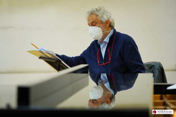 Il premio Oscar Nicola Piovani sceglie il Teatro Verdi di Trieste per la sua prima opera
