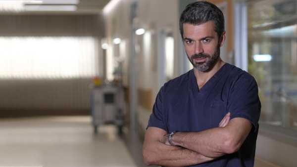 Stasera in TV: Torna su Rai1 "Doc – nelle tue mani". Protagonisti Luca Argentero e Matilde Gioli