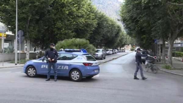 Oggi in TV: "Le Forze dell'ordine in tempi di Covid": Lamberto Giannini, in arrivo nuova direzione per il contrasto al Cyber Crime In esclusiva a Rai Istituzioni l'intervista al Capo della Polizia disponibile su RaiPlay