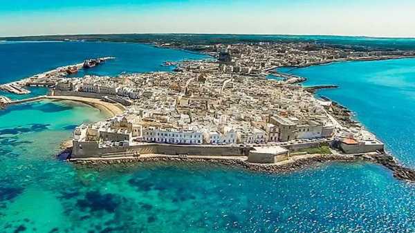 Oggi in Radio: RadioLive in viaggio a Gallipoli - A "Paese Mio" Joe Violanti racconta la cittadina del Salento