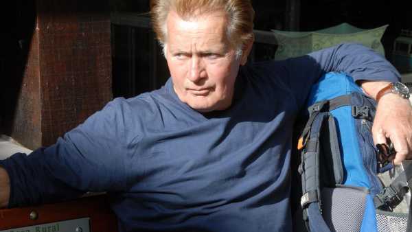 Stasera in TV: "Il cammino per Santiago", su Rai Movie (canale 24) - Con Martin Sheen e Deborah Kara Unger