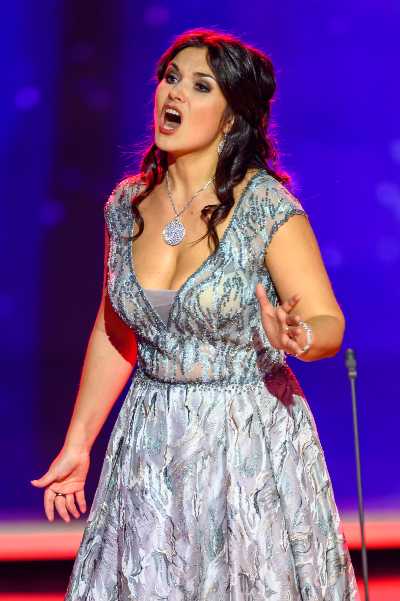 Il ritorno del soprano OLGA PERETYATKO a Bologna in concerto con l’Orchestra del Comunale