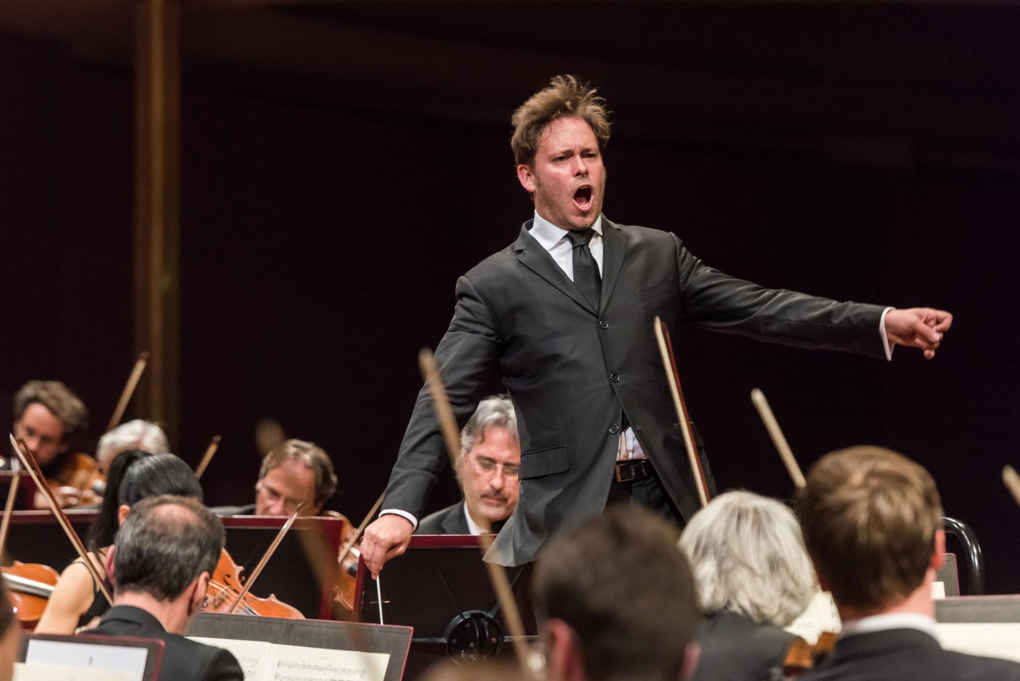 L'Orchestra RAI tra JOnny Greenwood e Frank Zappa con Ryan Mcadams e Alessandro Taverna