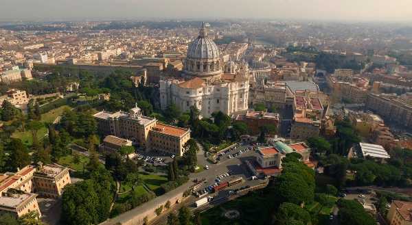 L’arte su Tv2000, tre documentari dedicati a Michelangelo, Papa Francesco e l’architetto Botta