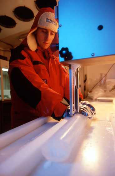 Riscaldamento globale, le carote di ghiaccio termometri affidabili per prevedere le variazioni di temperatura