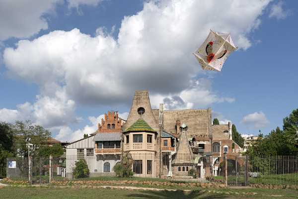 Nuvole di carta - Aquiloni in Volo nei giardini di Villa Torlonia