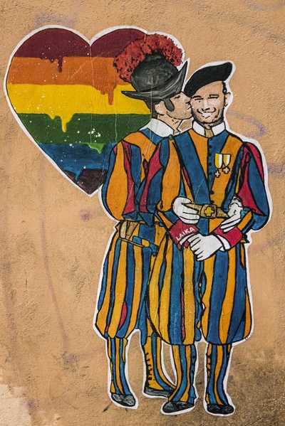 LAIKA al Gay Pride per il DDL ZAN - La nuova opera della Street Artist sul tentativo di ingerenza da parte della Chiesa