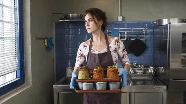 Stasera in TV: "Vivi e lascia vivere" su Rai1 - Con Elena Sofia Ricci