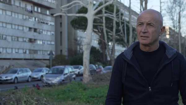 Stasera in TV: "Il campo dei miracoli" a "Che ci faccio qui". Su Rai3, con Domenico Iannacone