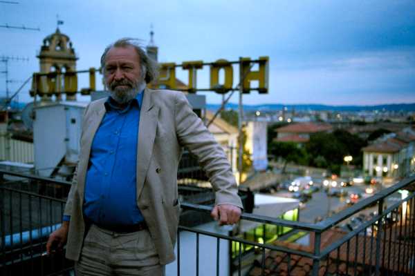 ''Sogni di gloria''. Al Prato Film Festival l'omaggio corale a Carlo Monni del collettivo Snellinberg