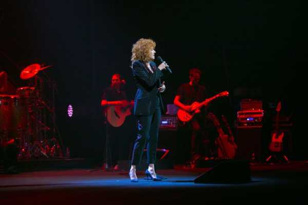 FIORELLA MANNOIA: parte oggi, e prosegue per tutta l'estate, il "PADRONI DI NIENTE TOUR", uno spettacolo intenso e ricco di emozioni!