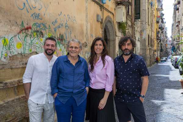 Campania Teatro Festival: Gran finale con Daniel Pennac e Clara Bauer in prima assoluta, Ho visto Maradona, il racconto di un’icona intramontabile, non solo per il mondo del calcio