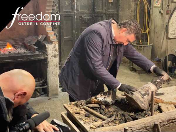 Stasera in TV: Italia 1, appuntamento con ALBUM di «FREEDOM» Stasera in TV: Italia 1, appuntamento con ALBUM di «FREEDOM»