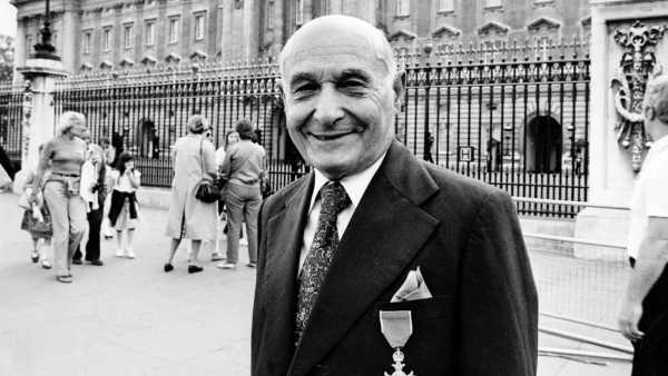 Stasera in TV: "La guerra segreta" di Rai Storia (canale 54). Il maestro del D-Day