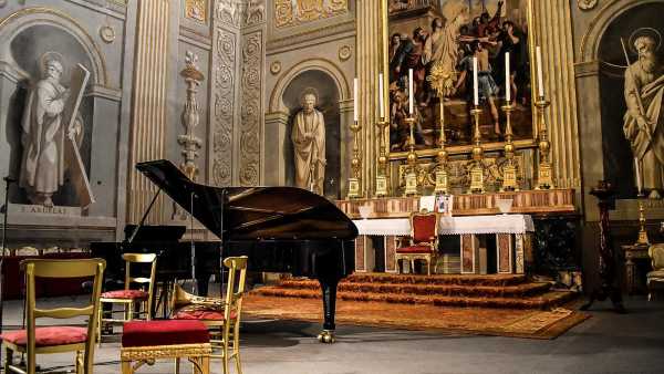Oggi in TV: I concerti della Cappella Paolina. Su Rai5 (canale 23) il Trio Gustav