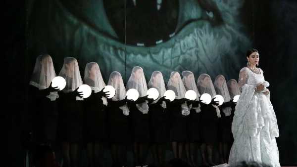Stasera in TV: La Semiramide di Michele Mariotti e Graham Vick. Su Rai5 (canale 23) dal Rossini Opera Festival 2019