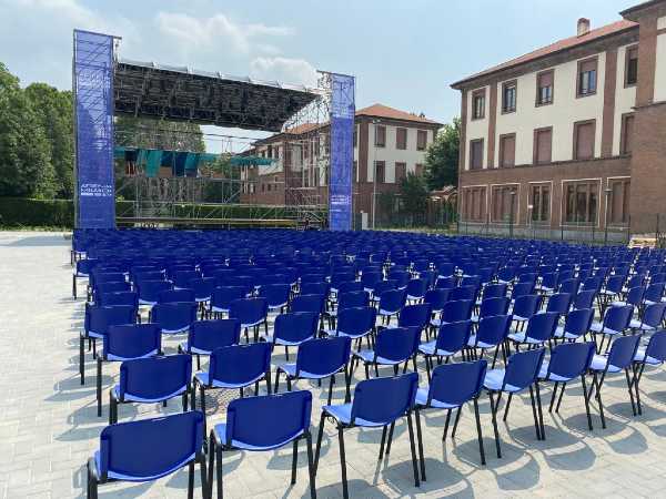 ANNULLATO il concerto della Rettore. La nota del direttore artistico di Arena Milano Est.