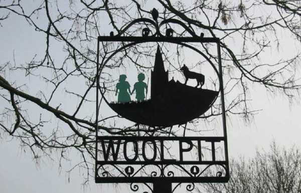 CuriosArte: La strana insegna del villaggio di Woolpit e la leggenda dei bambini verdi