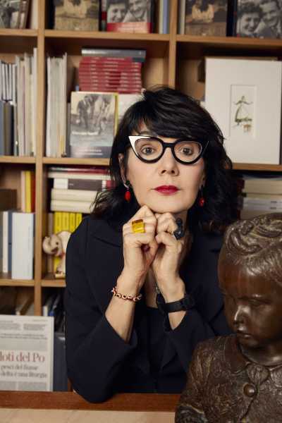 In anteprima l’8 settembre a Venezia il nuovo ‘piccolo’ film in due capitoli di ELISABETTA SGARBI sulle note del brano “La nave sul monte” degli Extraliscio