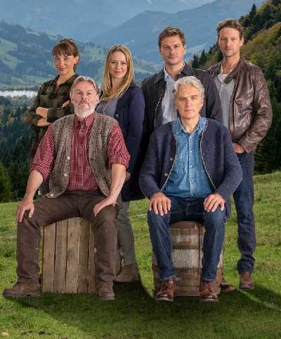 Canale 5: Al via la serie inedita «LA CASA TRA LE MONTAGNE»