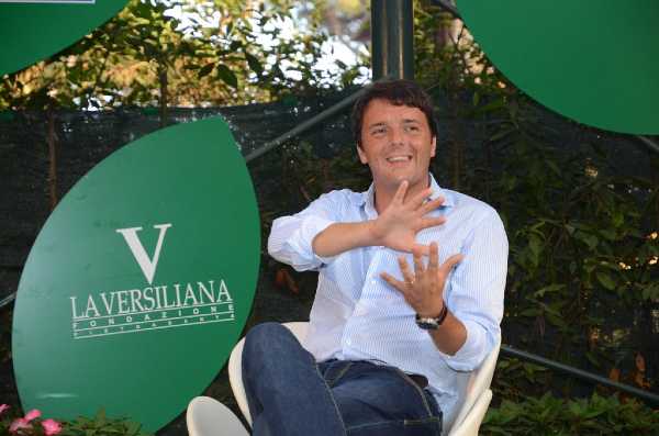 Matteo Renzi al Caffè de La Versiliana Matteo Renzi al Caffè de La Versiliana