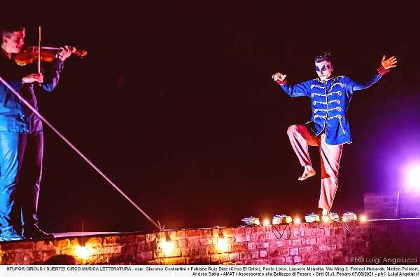 STUPOR CIRCUS - Il circo contemporaneo come non si è mai visto