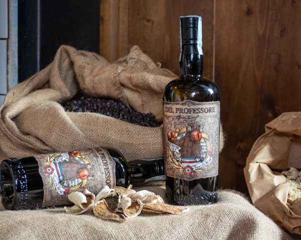 Nasce The Fighting Bear, il primo London Dry Gin firmato Del Professore, prodotto nel cuore verde d'Italia