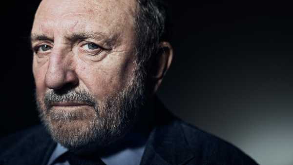 Umberto Galimberti a Cutrofiano per il progetto Daimon