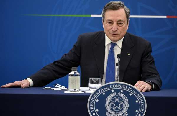 Oggi lo "SPECIALE TG4 - DRAGHI E L'ESTATE DEL GREEN PASS" per seguire la conferenza del premier Mario Draghi