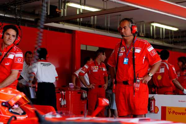 L'auto guida da sola come un pilota professionista, nasce la start up dell'ex Ferrari Mazzola