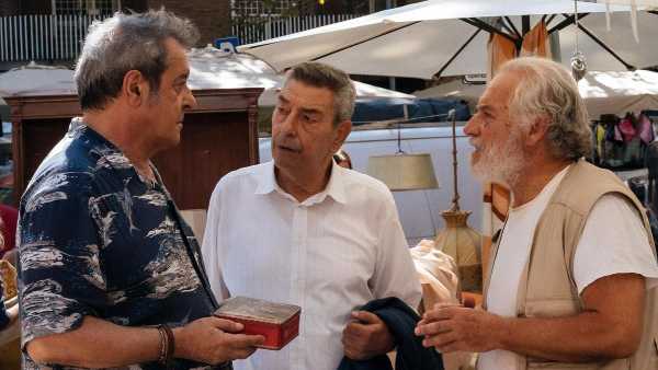 Stasera in TV: Su Rai Movie la commedia "Lontano lontano". Di Gianni Di Gregorio con Ennio Fantastichini e Giorgio Colangeli
