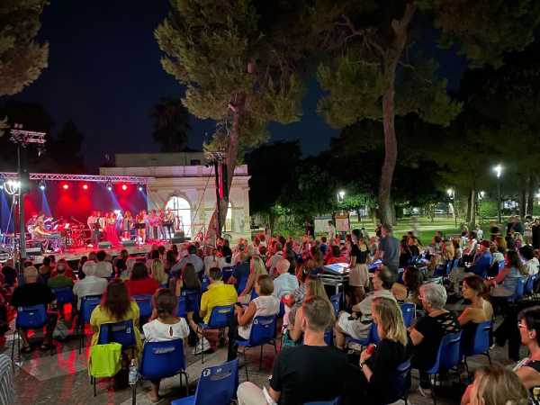 Di tutto un pop per Tito Schipa Music Factory alla Villa Comunale di Lecce