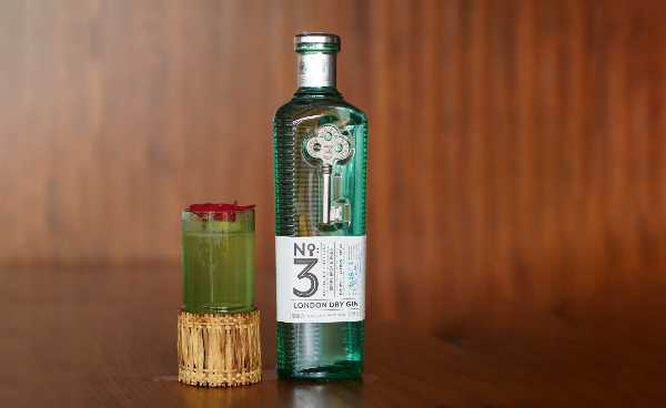 Il drink: FRESH AND CLEAN di Gioacchino Coppola, bar manager del Riserva RoofTop di Napoli