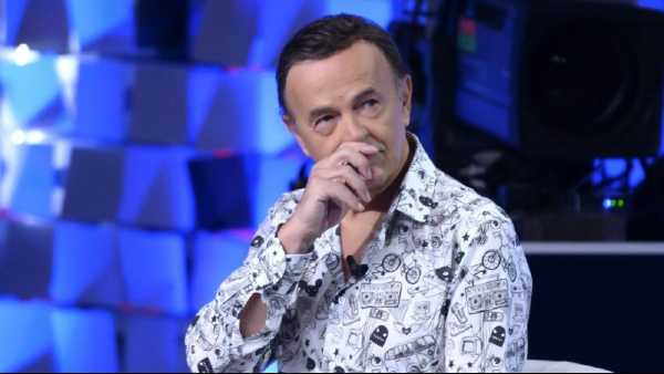 Canale 5 - A "VERISSIMO" DODI BATTAGLIA: La scomparsa di mia moglie? "E' molto più dura di quanto potessi immaginare. E' un dolore che non va via, anche fisicamente"
