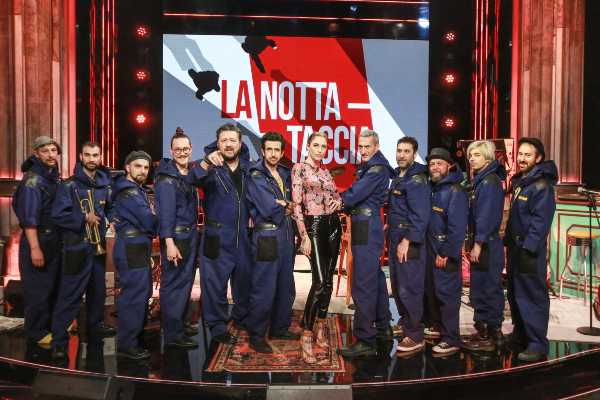 Disponibili da oggi su RaiPlay la terza e la quarta puntata della serie original LA NOTTATACCIA con l’Orchestraccia, Ema Stokholma e la partecipazione di Lillo