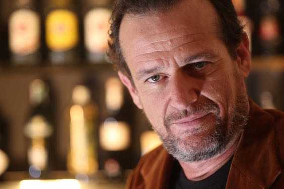 Torna in scena L' AMORE E' UNA SCUSA di Maria Carolina Salomè con la regia di Massimiliano Vado