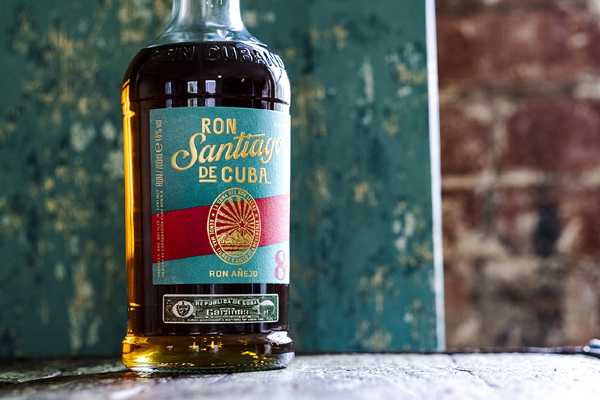 Il giro del mondo con gli spirits - A Cuba con il Ron Santiago De Cuba Anejo 8 anni maturato in botti di quercia bianca