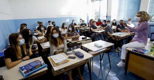 Educazione alla sostenibilità, orientamento, sport, lotta al bullismo: arrivano 12 milioni per l’ampliamento dell’offerta formativa