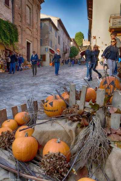 HALLOWEEKEND a Gradara: 30, 31 ottobre e 1° novembre tre giorni “da paura”