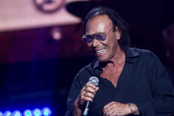 ANTONELLO VENDITTI, si chiude stasera a Firenze l'Unplugged Special Tour 2021