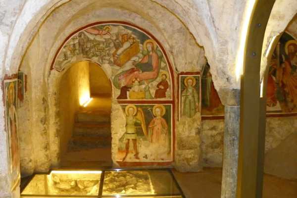 Natale, l'arte a Varese celebra le natività "non ufficiali": quattro gli affreschi ispirati ai vangeli apocrifi