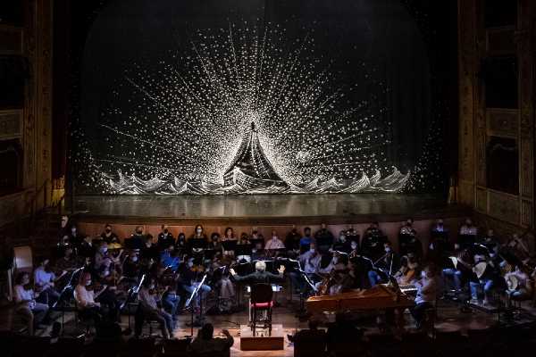 Debutta domani il nuovo allestimento di "Dido and Aeneas" di Purcell. Sul podio Gabriele Ferro. Regia di Lorenzo Amato