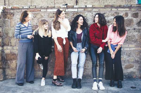 COME TUTTE LE RAGAZZE LIBERE regia di Paola Rota al Teatro di Villa Torlonia