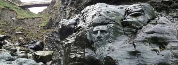 CuriosArte: La statua in cui soffia lo spirito di Artù