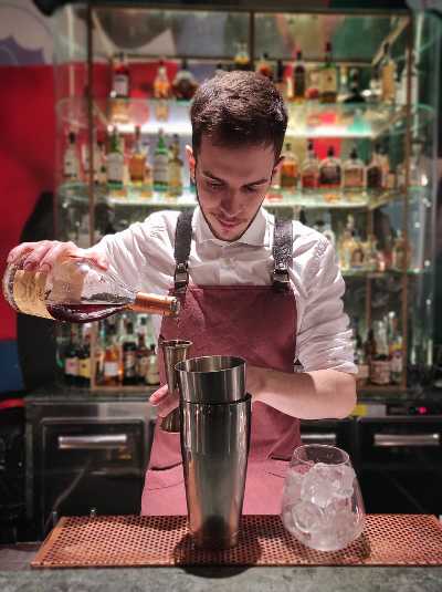 IL COCKTAIL DI NATALE 2021 - Da gustare con il panettone il drink SAN NICOLADA di Marco Libranti, bartender dell'Hotel Chapter Roma