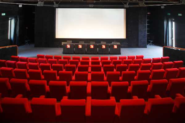 CASA DEL CINEMA - Al via la rassegna "VA DI MODA - Storie di cinema, abiti e costumi"