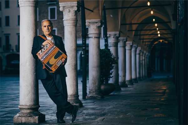 MAC - SUONI DAL MONDO Mostra di strumenti musicali dalla raccolta di Roberto Tombesi
