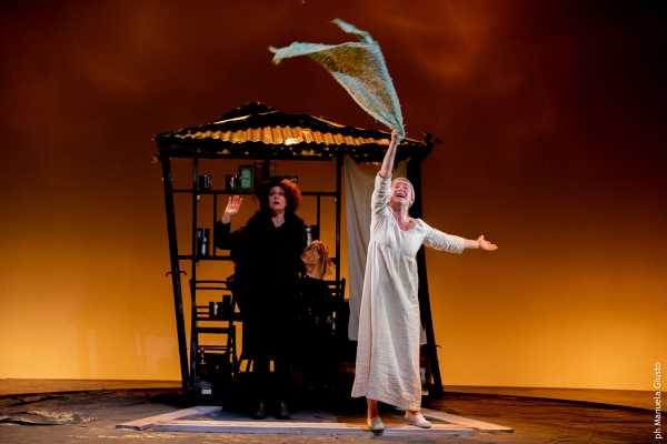 Teatro della Pergola - Monica Guerritore e "L’anima buona di Sezuan" di Bertolt Brecht